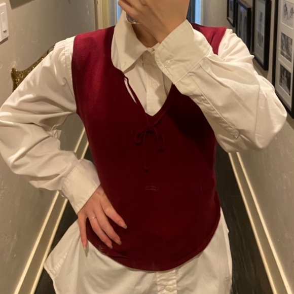 Red Silk Sweater Vest Banana Republic- Women’s XS - Picture 7 of 7